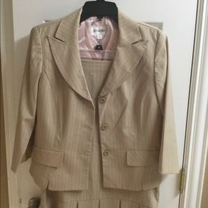 Beige ladies Suit